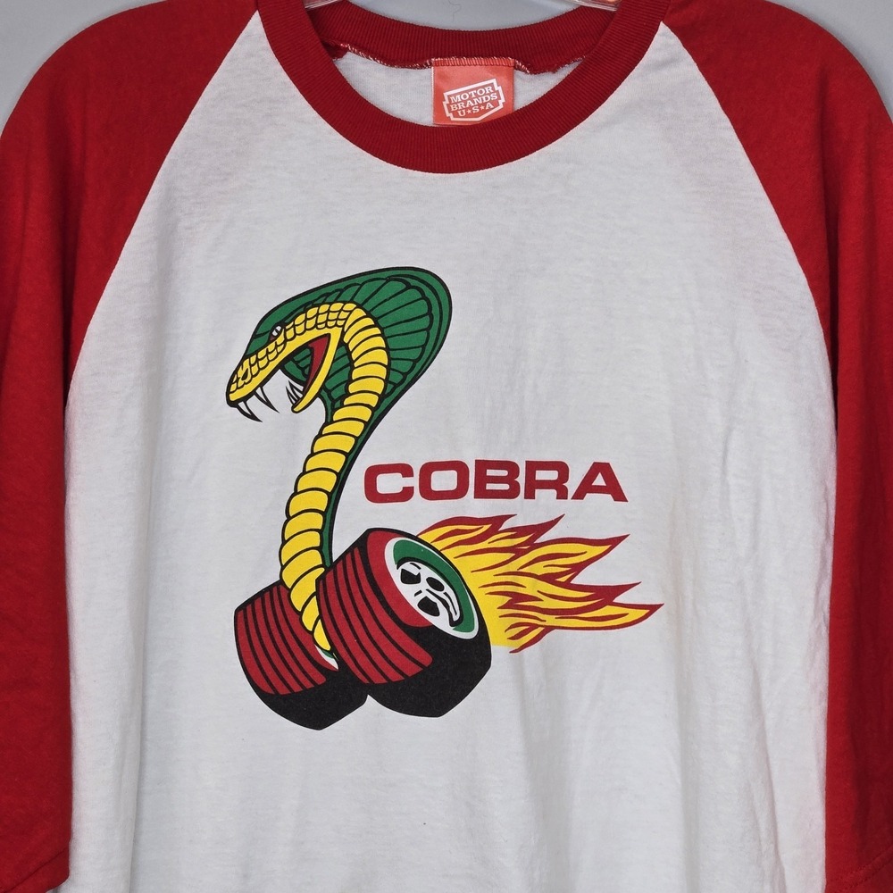 Vtg 1969 Ford Cobra Fairlane Shirt 2XL Red Raglan Year of the Snake Muscle Car‎